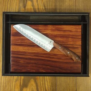 Set Santoku y tabla Blanca Mayandía